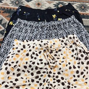 Stylish Women's Patterned Shorts - LuLaRoe Bundle